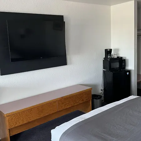Harbor Inn-3
