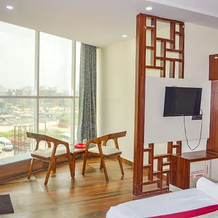 Fabhotel The Golf Inn - Nr Botanical Garden Metro-2