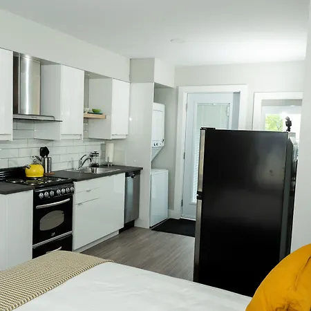 Morel Executive Suites-3