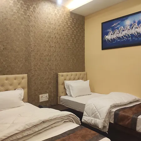 Hotel Friends Palace-2