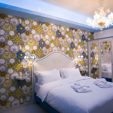 Leucosya Luxury Rooms-3