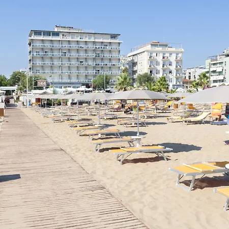 Hotel Centrale Miramare-2