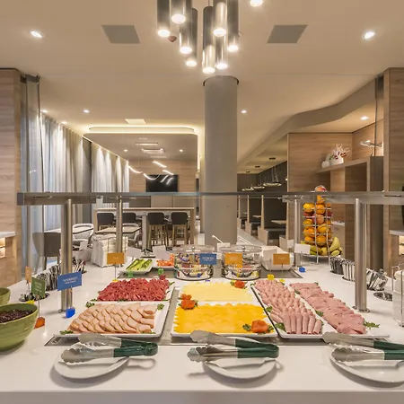 Hampton By Hilton Munich City North-2
