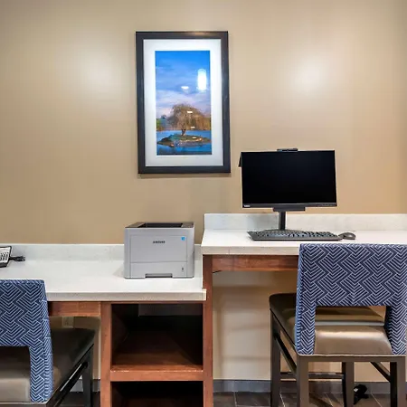 Comfort Suites Dry Ridge-3