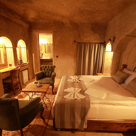 Sarnich Cave Suites-2