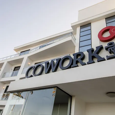 Cowork Lab Suites-2