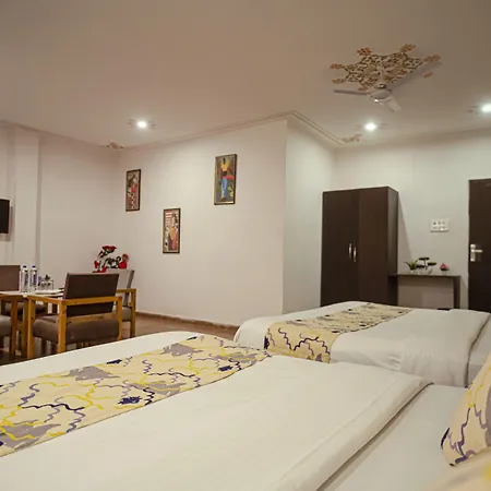 Tripli Hotels Arunoday Palace-2