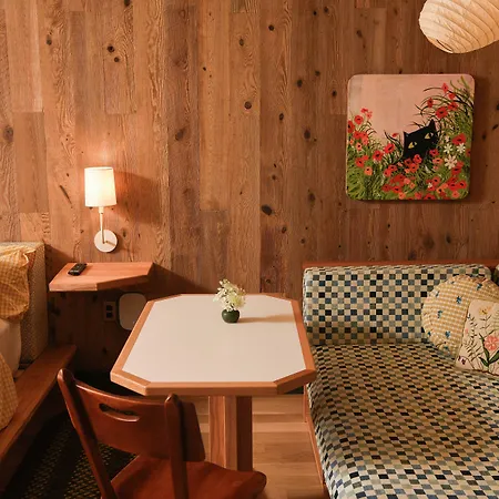 Little Cat Lodge-2