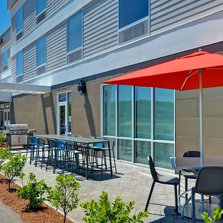 Home2 Suites Williston Burlington, Vt-2