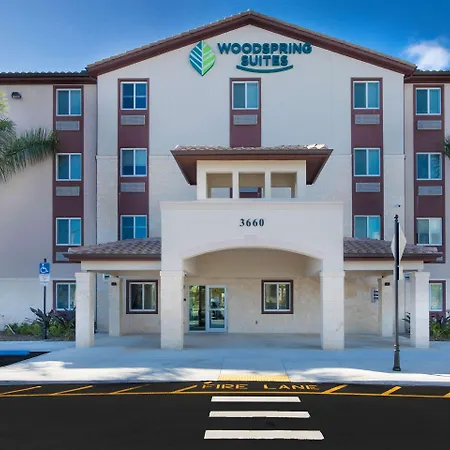 Woodspring Suites Miramar-2