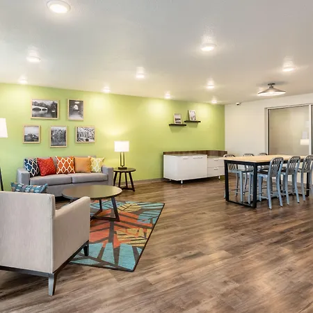 Woodspring Suites South Brunswick - Princeton-2