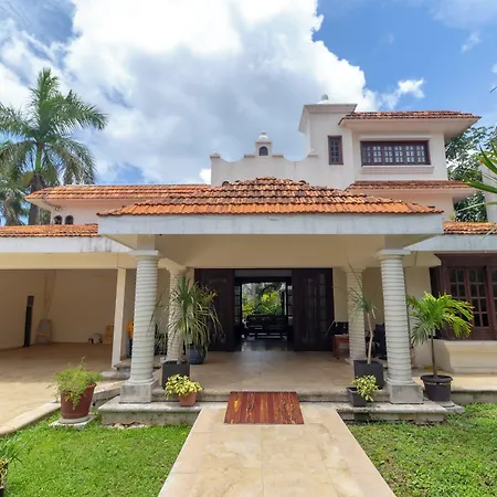 Hotel Boutique Villas Segovia Cozumel-3