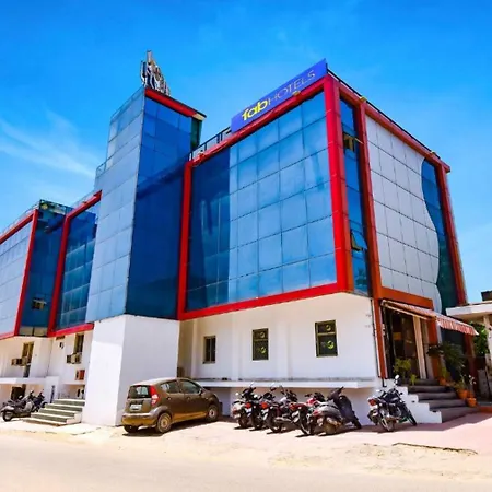 Fabhotel Fly View-3