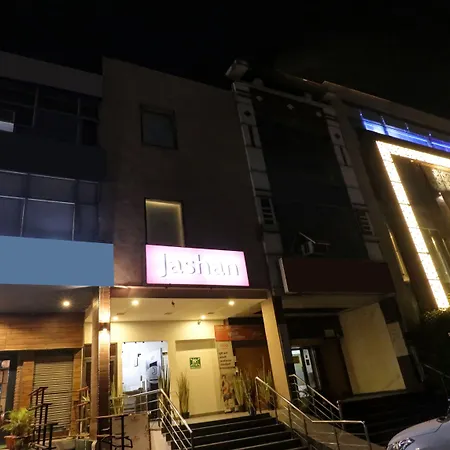 Itsy Hotels Jashan-2