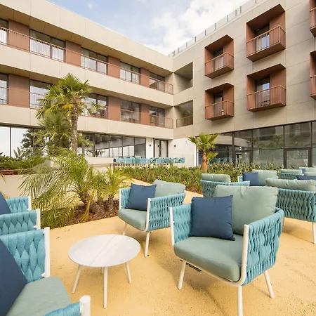Sines Sea View Business & Leisure Hotel-3