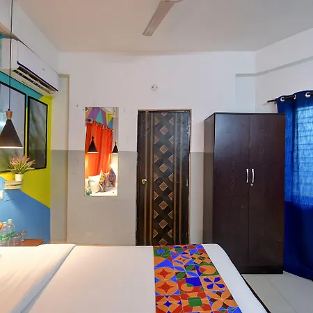 Fabhotel Luxury Stay-2