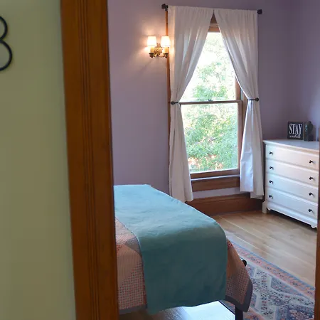 Art And Lodging-2
