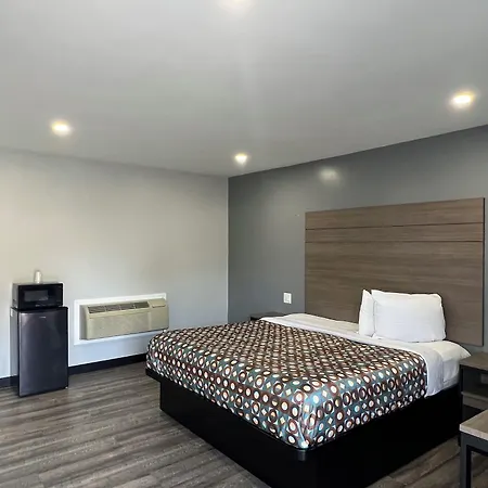 Sunshine Motel-3