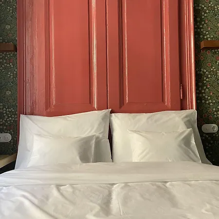 Metropolis Budapest Boutique Hotel-2