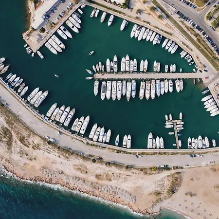 Kreoli Suites Glyfada-2