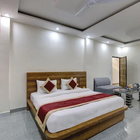 Hotel Premier Noida 135-3