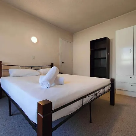 Kings Court Motor Lodge-2