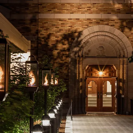 The Lodge At St Edward Park-2