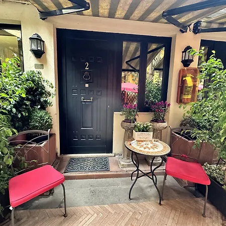 Navona Garden Suites-3
