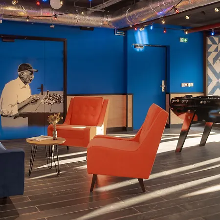 Eklo Hotels Montpellier Centre Gare Saint-Roch-2