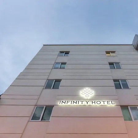 Infinity Hotel-2