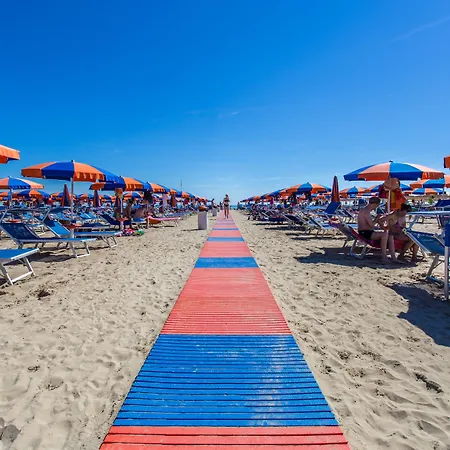 Hotel Losanna Cervia-3