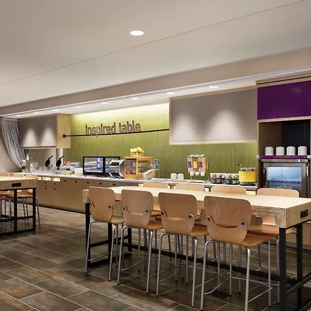 Home2 Suites By Hilton Milwaukee West-3