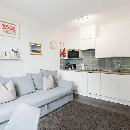 Prime Suites Lytham-3