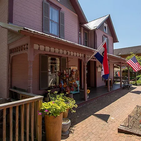 Country Squire Inn And Suites-2