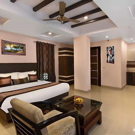 Le Crescent Hotel By Trot, Indirapuram-2