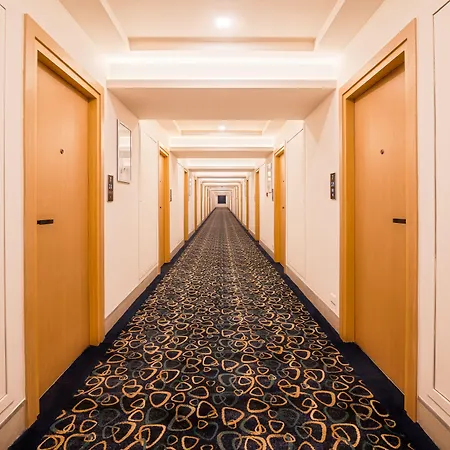 Hotel Turmeric-3