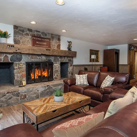 Grey Bonnet Inn-2
