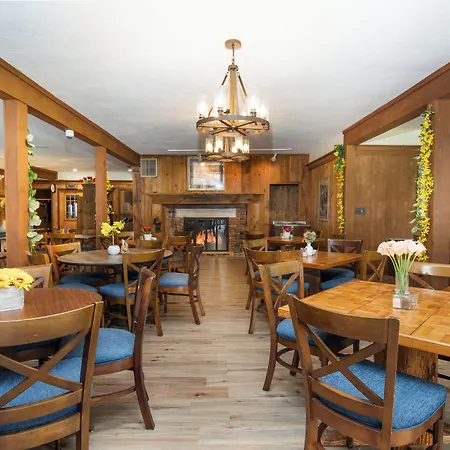 Grey Bonnet Inn-3