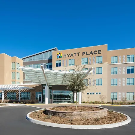 Hyatt Place Bakersfield-2
