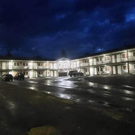 Shoreside Inn & Suites-2