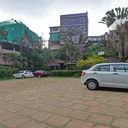 Itsy Hotels Hill Town, 500 Mtrs From Madikeri Fort-2