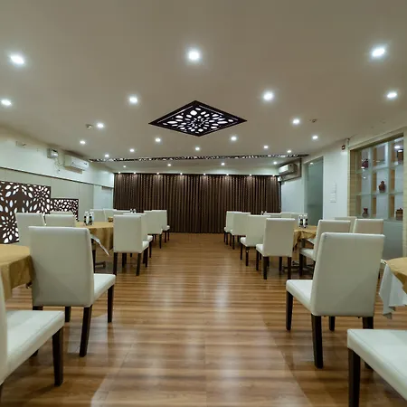 Tetrad Hotels - International Airport Road Hebbal-3