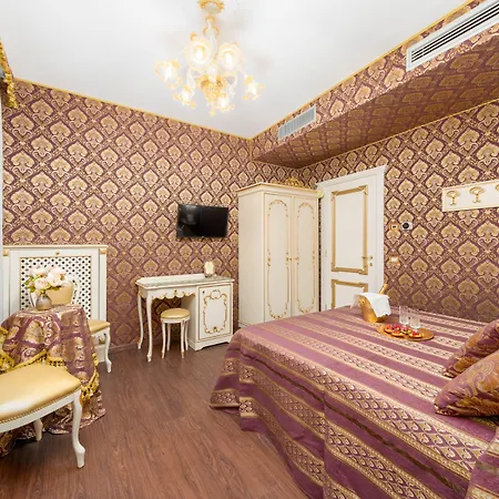 La Veneziana Boutique Rooms-2