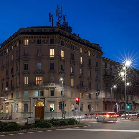 Daplace - Corso Monforte Suites-3