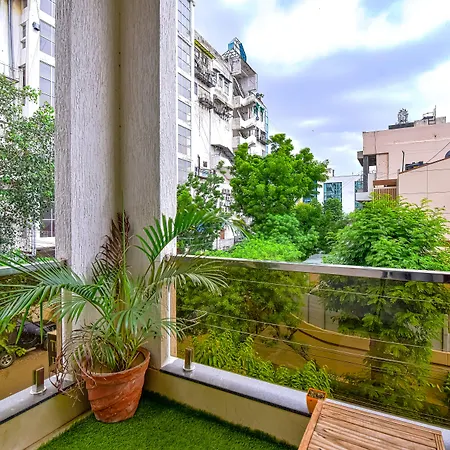 Fabhotel The Castle Homestay-3
