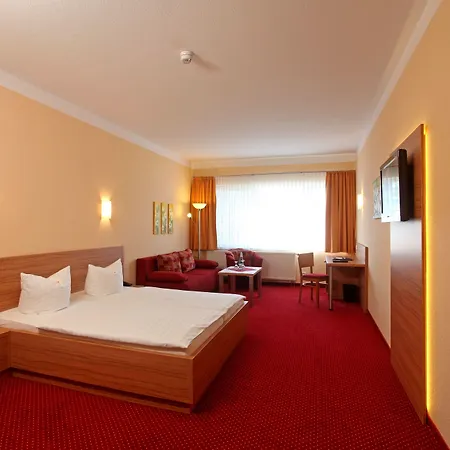 Sporthotel Neuruppin-3