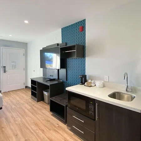 Studio 6 Suites Stockton, Ca Waterfront-3
