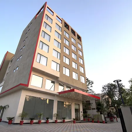 7 Apple Hotel Pratap Nagar-3