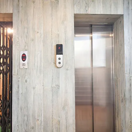 Fabhotel Emerald-3
