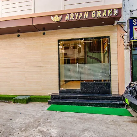 Fabhotel Aryan Grand-2